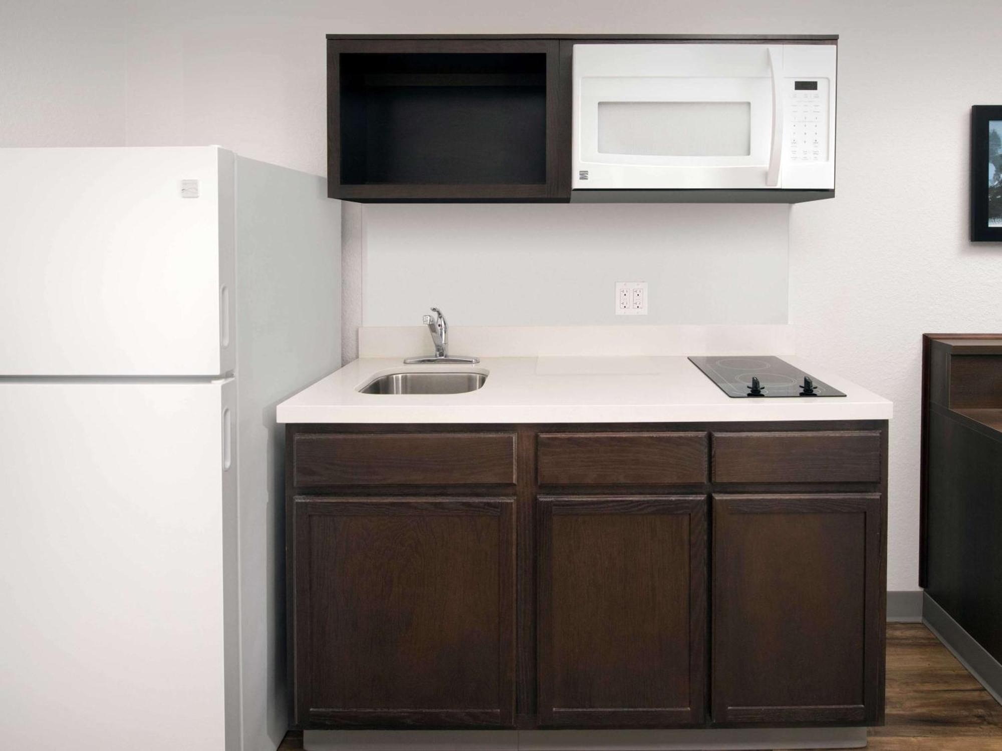 Extended Stay America Select Suites - Fort Myers Bagian luar foto