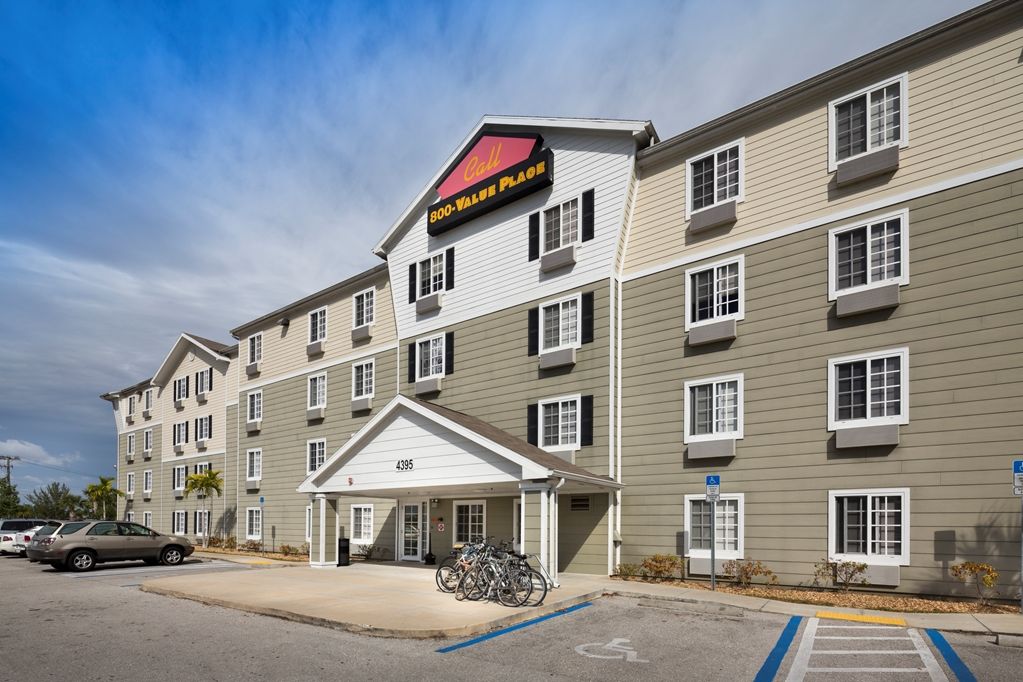 Extended Stay America Select Suites - Fort Myers Bagian luar foto