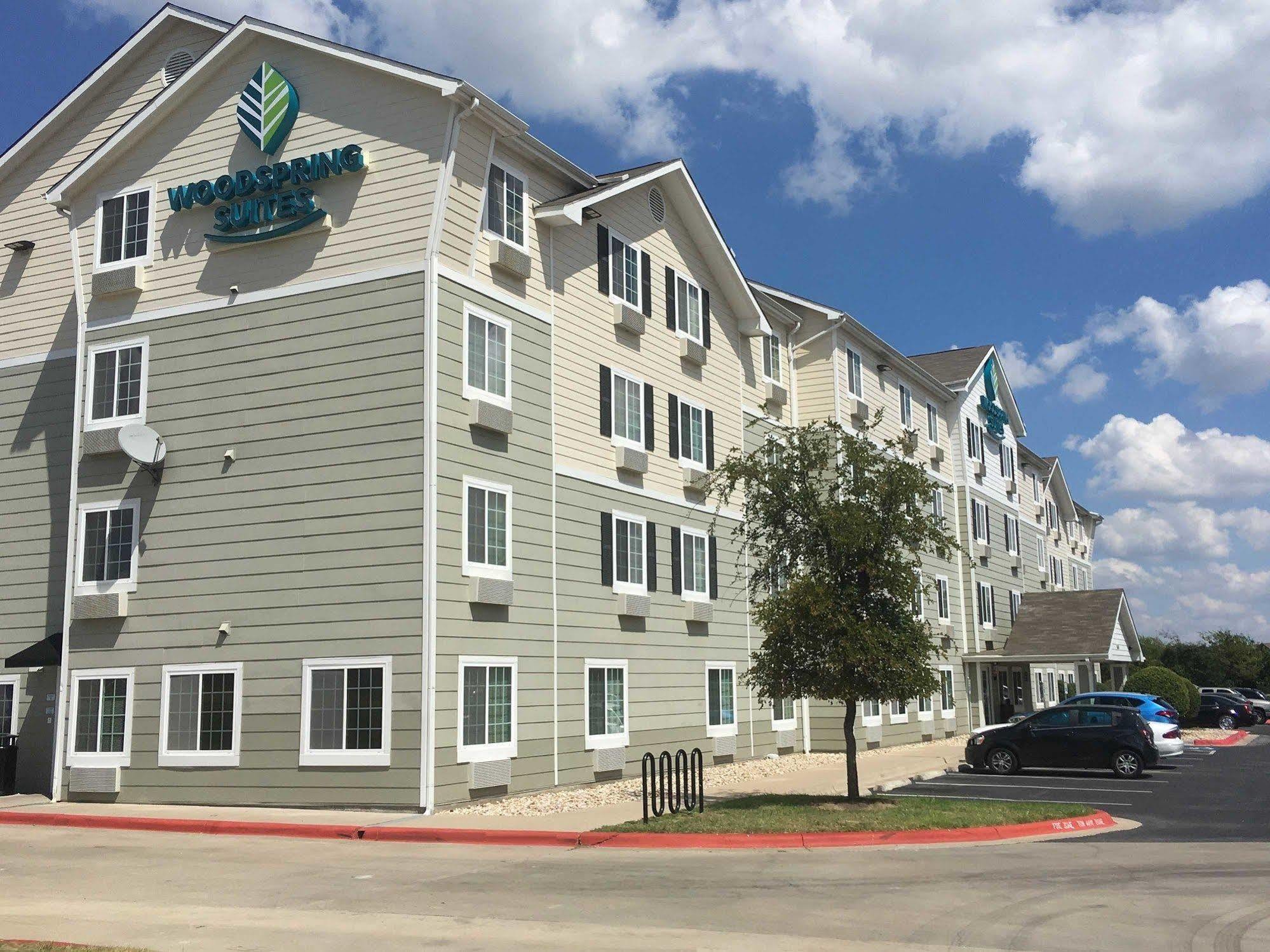 Extended Stay America Select Suites - Fort Myers Bagian luar foto