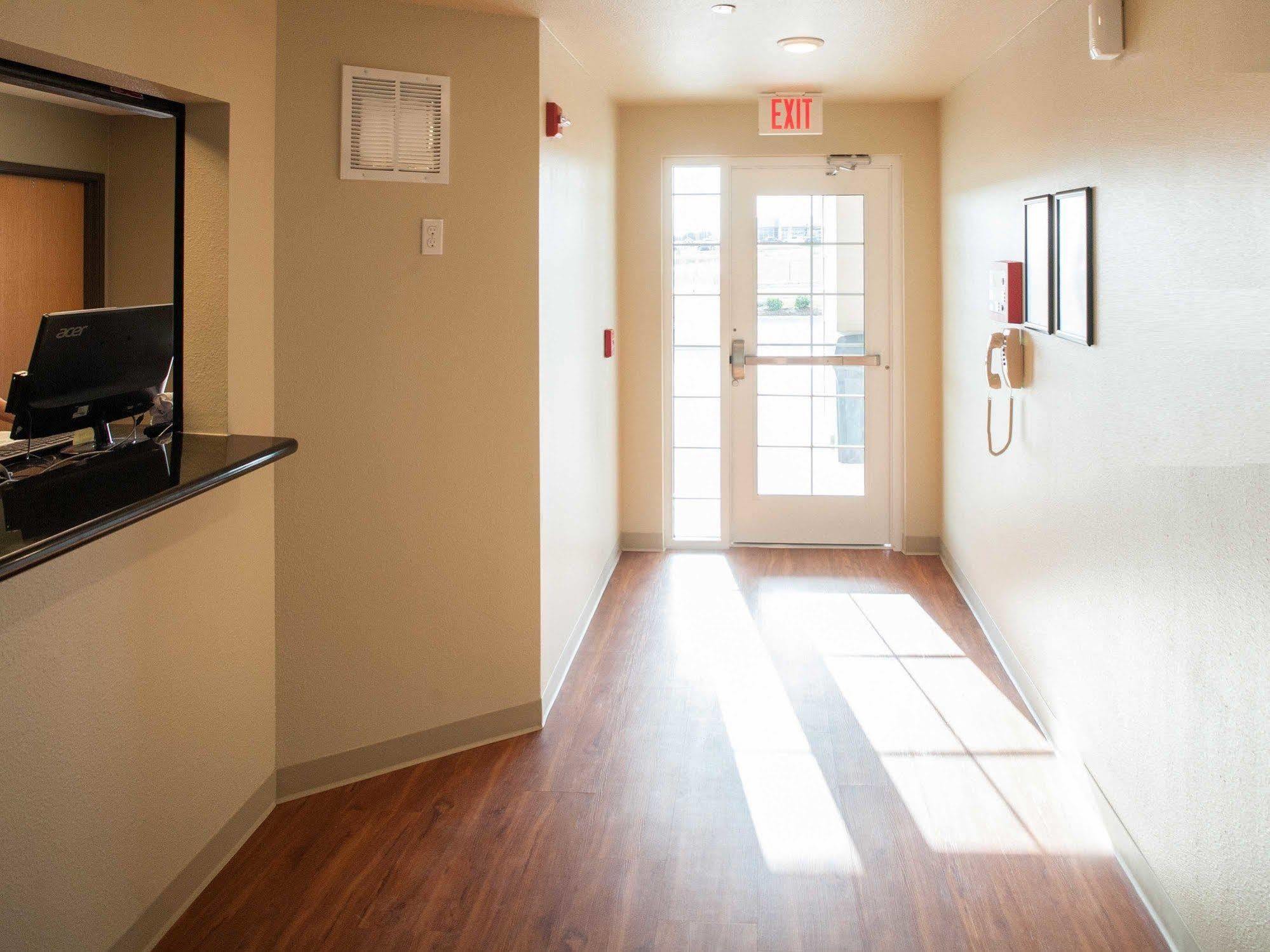 Extended Stay America Select Suites - Fort Myers Bagian luar foto