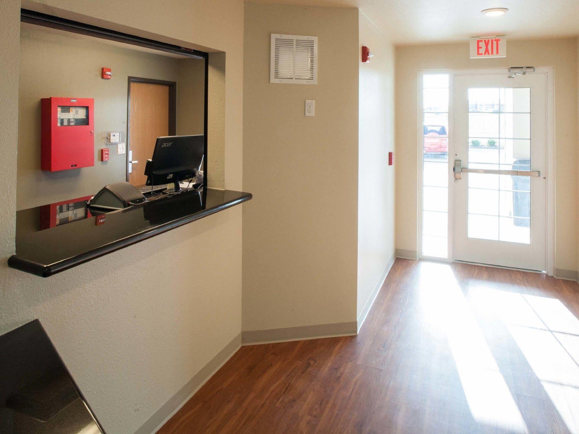 Extended Stay America Select Suites - Fort Myers Bagian luar foto